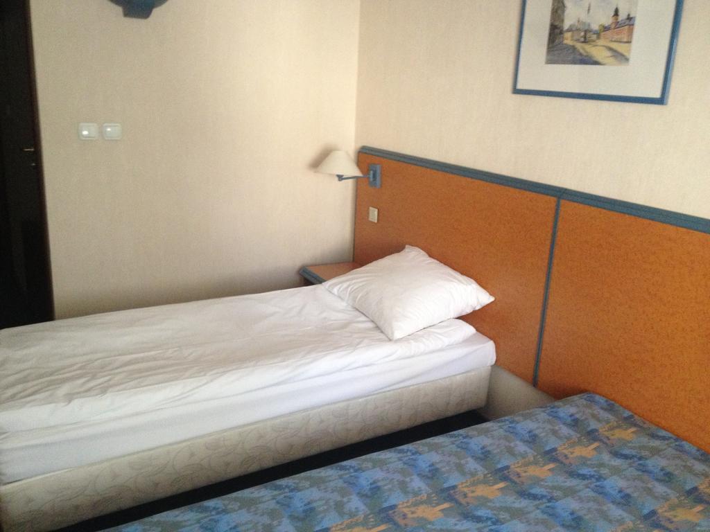 Hotel Tenishouse マルキ 部屋 写真